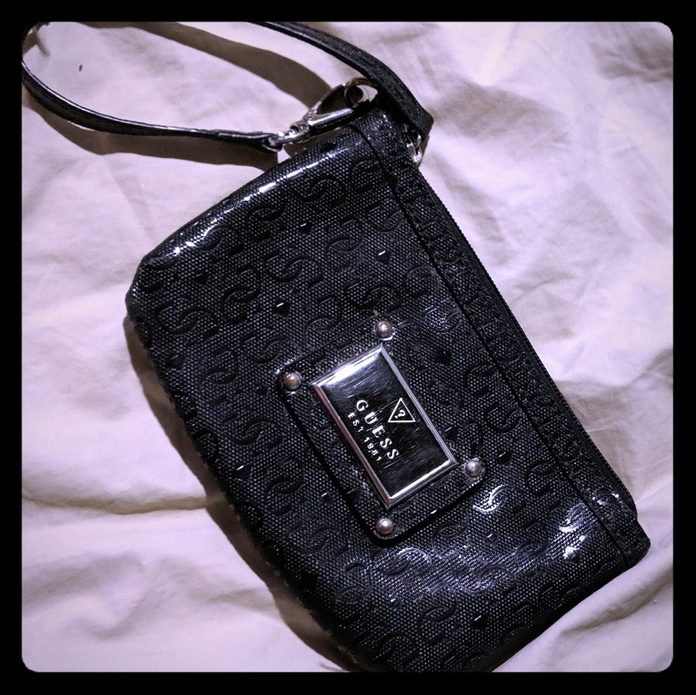 Black guess signature wristlet wallet bag purse